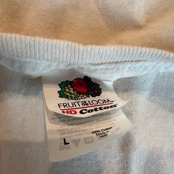 Graceland Memphis Tennessee Home of Elvis Presley T-Shirt Mens Large EUC - Picture 3 of 3